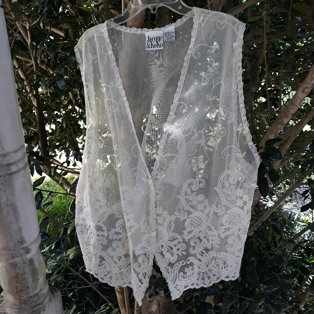 WISPY TULLE VEST WITH FLORAL APPLIQUE, 14/16
